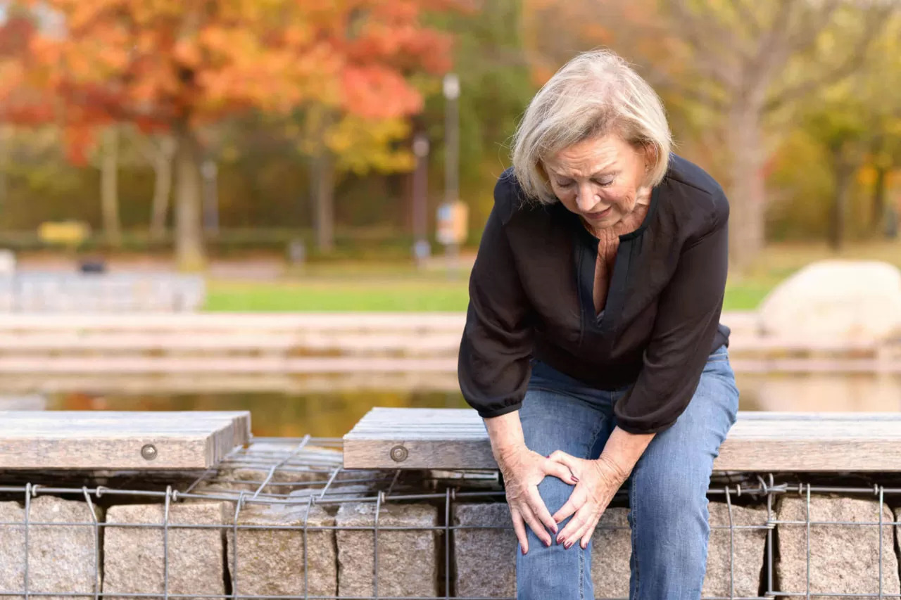 Are You Experiencing Hip or Knee Pain? Find Relief with Physical Therapy