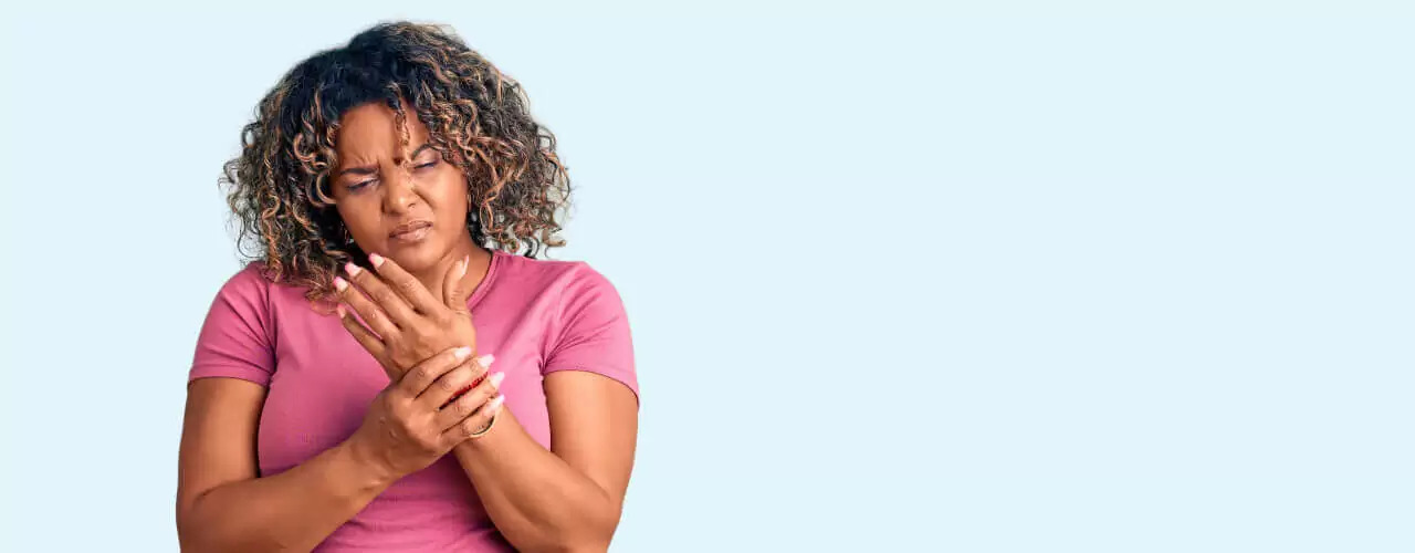 Living with Painful Joints? PT Can Help in These 4 Ways