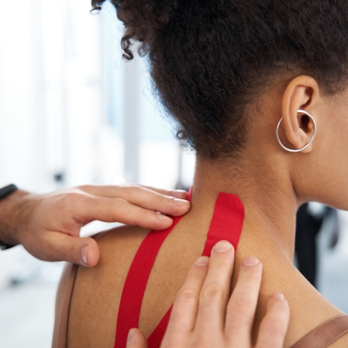 kinesio-taping-Rehab-Advantage-and-Sports-Medicine-Dublin-Sandersville-Metter-GA